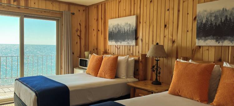 苏必利尔湖悬崖居民酒店(Cliff Dweller on Lake Superior)图片