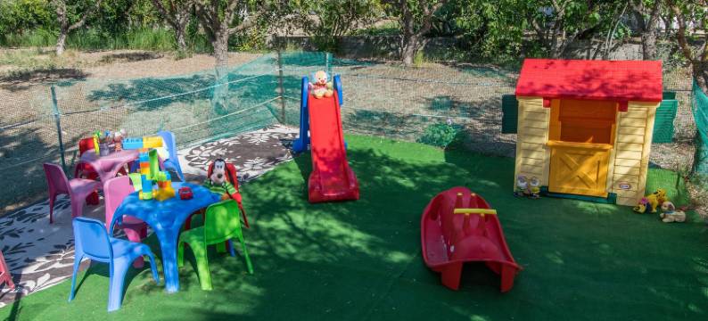 桑特奈斯特开放式公寓(Zante Nest Studios & Apartments)图片