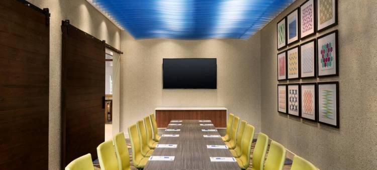瓦伦西亚-圣克拉丽塔智选假日套房酒店(Holiday Inn Express & Suites Valencia - Santa Clarita)图片