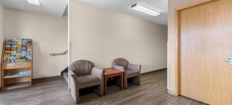 拉皮德城罗德威酒店(Rodeway Inn Rapid City)图片