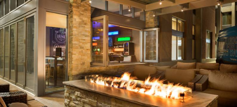 克莱顿/圣路易斯 - 广场区欢朋酒店及套房(Hampton Inn & Suites Clayton/St. Louis-Galleria Area)图片