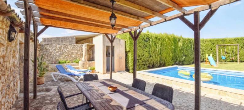 Farmhouse in Mallorca with Pool & Views图片
