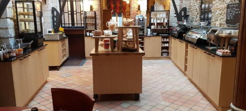 勒豪茨德蒙特勒伊酒店(Logis Hôtel & Restaurant - les Hauts de Montreuil)图片