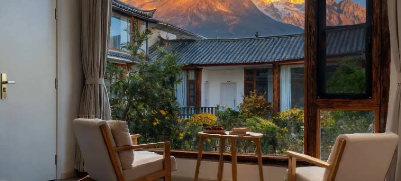雪山屋语丨Sway森屿自然·270°金顶日照雪山全景美宿(白沙古镇店)图片