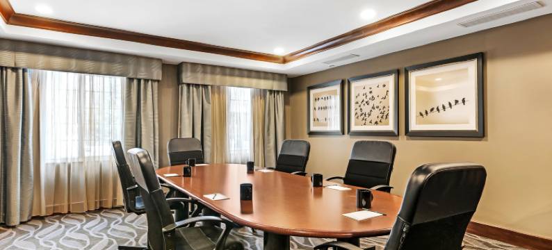 Staybridge Suites 费城吨。劳雷尔(Staybridge Suites PHILADELPHIA-MT. LAUREL by IHG)图片