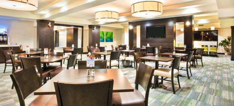 Holiday Inn Express 苏圣玛丽(Holiday Inn Express SAULT STE MARIE by IHG)图片