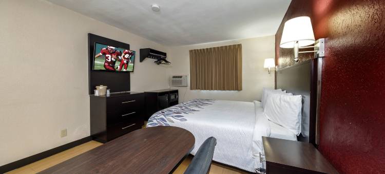 红顶酒店-杰克逊维尔游轮港(Red Roof Inn Jacksonville - Cruise Port)图片