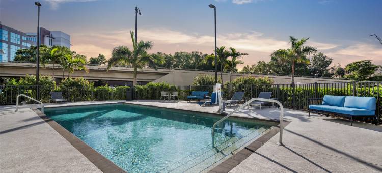 迈尔斯堡市中心汉普顿酒店(Hampton Inn by Hilton Fort Myers Downtown)图片