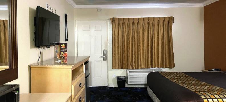 罗宾汉汽车旅馆(Robinhood Motel Anaheim West)图片