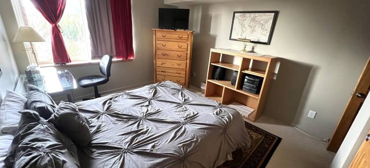 森林公园 3 床 4 卫联排别墅酒店(Forest Park 3 Bed 4 Bath Townhome)图片