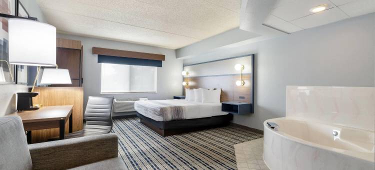 张伯伦AmericInn会议中心(AmericInn by Wyndham Chamberlain Conference Center)图片