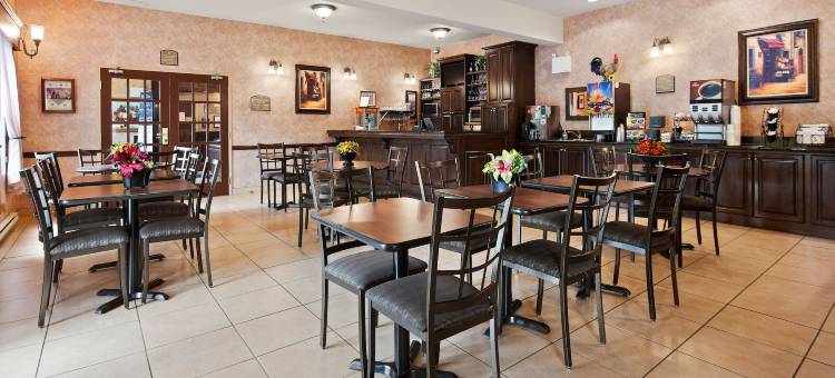 弗雷德里克顿贝斯特韦斯特优质套房酒店(Best Western Plus Fredericton Hotel  Suites)图片