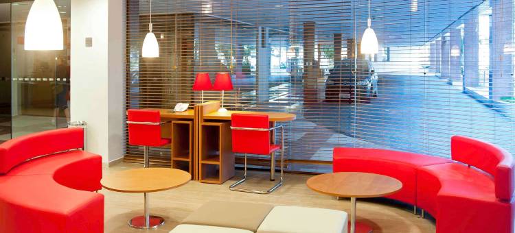 宜必思桑托斯贡扎加海滩酒店(Ibis Santos Gonzaga Praia)图片