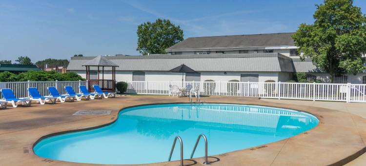 哥伦布东机场温德姆戴斯套房酒店(Days Inn by Wyndham Columbus East Airport)图片