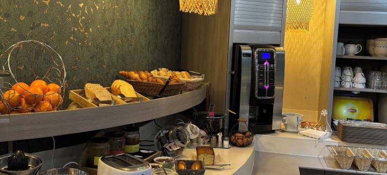 圣洛卢诺特康泰科特酒店(Hôtel le Pavillon de Saint-Lô - Anciennement Lunotel)图片