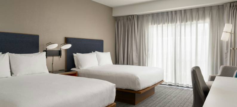 布朗维克万怡酒店(Courtyard by Marriott Brunswick)图片