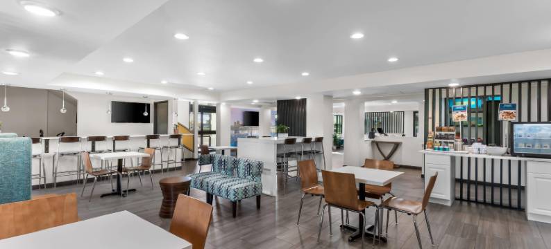 克拉丽奥波因特(Clarion Pointe)图片