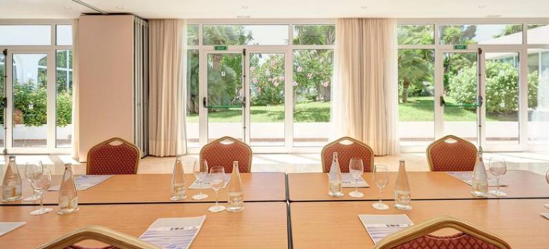 彭塔罗特甲温泉时尚欧洲酒店(Hipotels Eurotel Punta Rotja Spa-Golf)图片