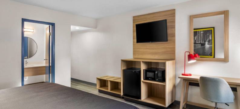 伊利诺伊州芝加哥温德姆速 8 酒店(Super 8 by Wyndham Chicago IL)图片