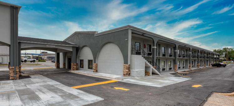 迪凯特河城凯隆普安特酒店(Clarion Pointe Decatur River City)图片