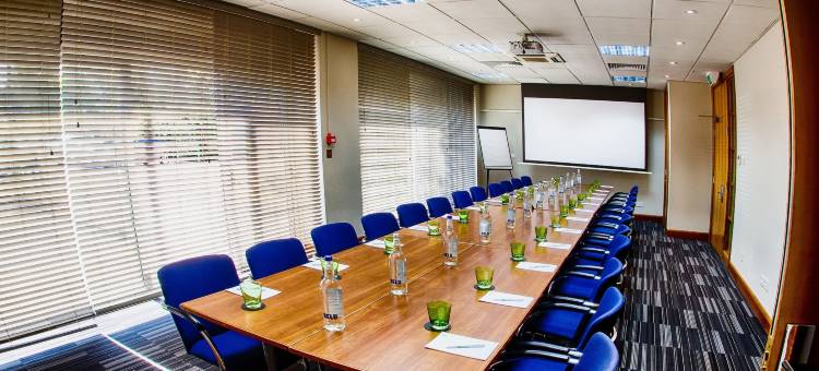 伦敦希尔顿假日酒店-M4交界4号-洲际酒店集团旗下(Holiday Inn London - Heathrow M4Jct.4 by IHG)图片