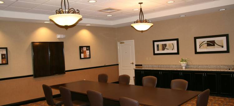 巴斯托欢朋套房酒店(Hampton Inn & Suites Barstow)图片