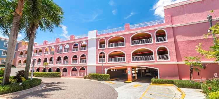 韦斯顿镇中心米兹纳广场，劳德代尔堡(Mizner Place at Weston Town Center, Fort Lauderdale)图片