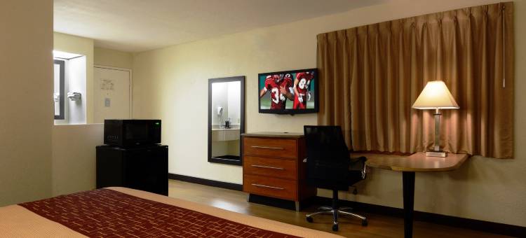圣迪马斯红顶酒店-展览中心(Red Roof Inn San Dimas - Fairplex)图片