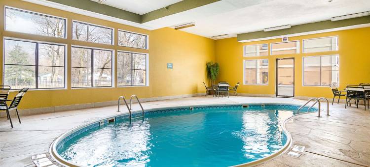 品质酒店及套房-近I-80和I-294(Quality Inn & Suites Harvey - Chicago Southland)图片