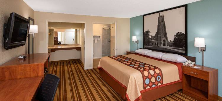 伯灵顿速8酒店(Super 8 by Wyndham Burlington NC)图片