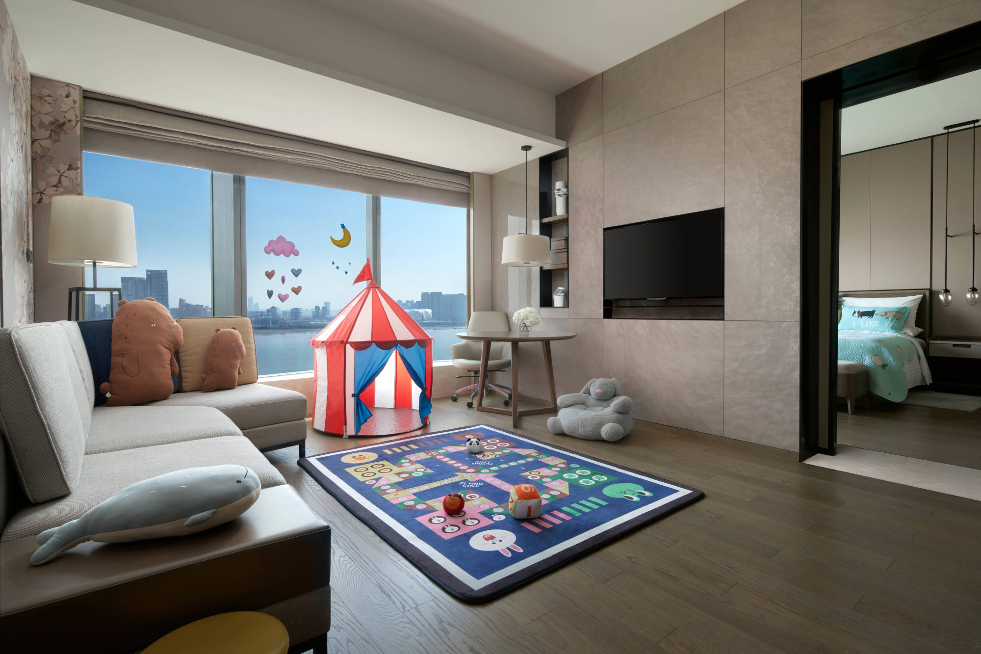 Hangzhou Marriott Hotel Qianjiang Over view