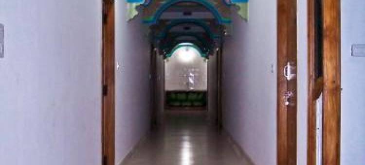 阿鲁维酒店(Aruvi Hotel)图片