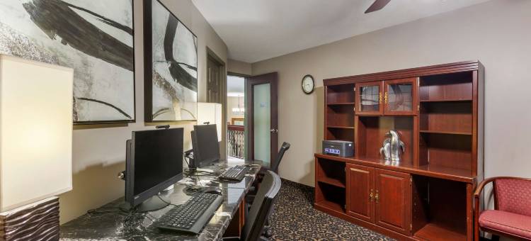 库契钦贝斯特韦斯特优质酒店(Best Western Plus Orillia Hotel)图片