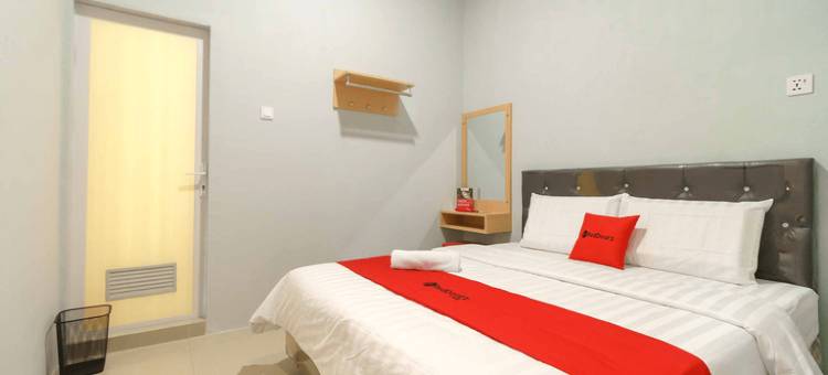 红多兹酒店@棉兰2号赫尔维蒂亚(RedDoorz @ Helvetia Medan 2)图片