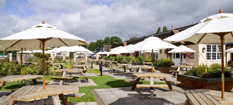 贝德福德酒店——玛丽亚修道院(Premier Inn Bedford (Priory Marina))图片