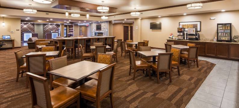 林肯贝斯特韦斯特优质套房酒店(Best Western Plus Lincoln Inn  Suites)图片