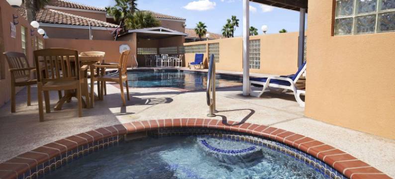 南帕诸岛温德姆速8酒店(Super 8 by Wyndham South Padre Island)图片