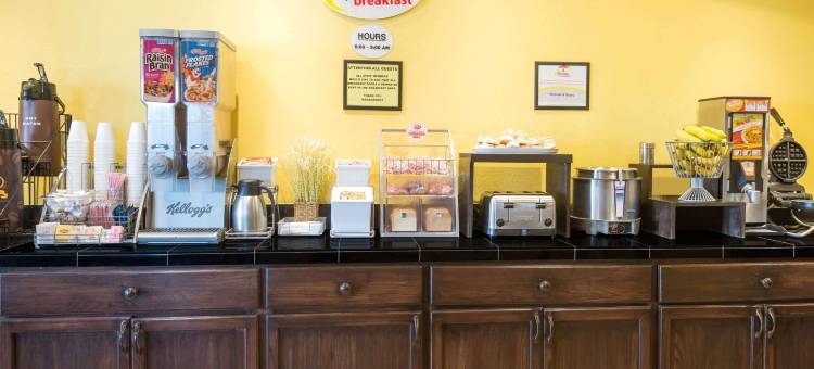 科尔比温德姆速8酒店(Super 8 by Wyndham Colby)图片