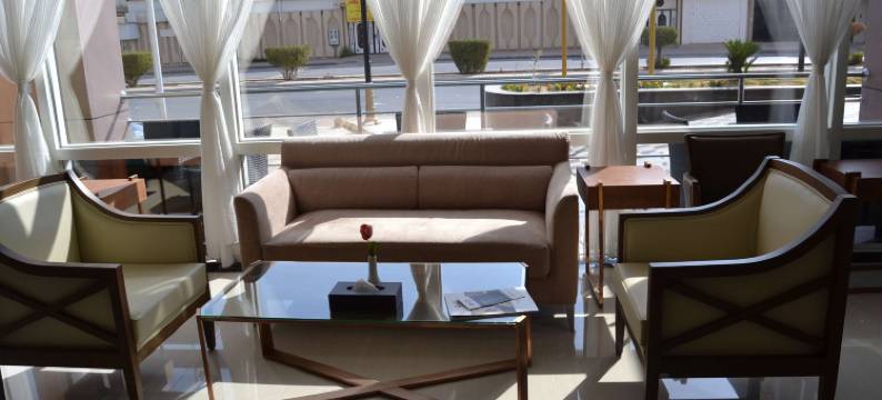 布赖代贝斯特韦斯特优质酒店(Best Western Plus Buraidah)图片