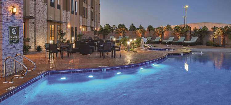 卡尔斯巴德拉昆塔温德姆套房酒店(La Quinta Inn & Suites by Wyndham Carlsbad)图片