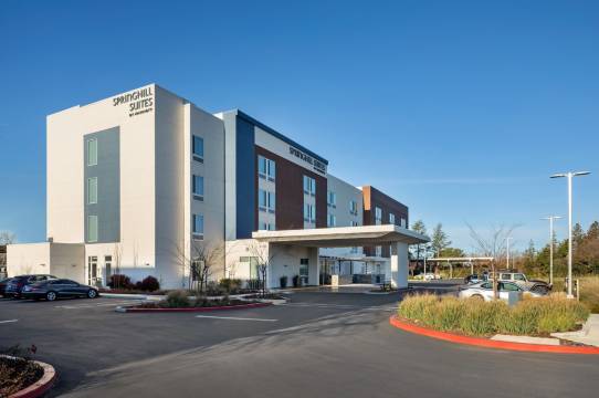 西萨克拉门托SpringHill Suites酒店(SpringHill Suites West Sacramento)