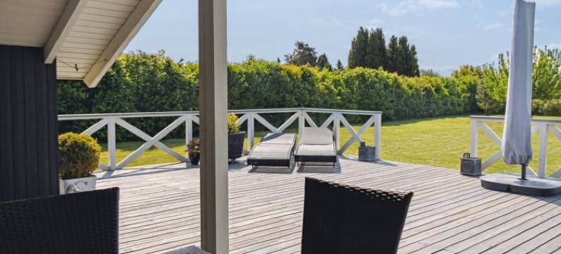 "Nilsa" - 400m from the Sea图片