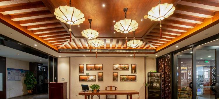 百盛达君玉丽呈酒店(佛山平洲玉器街地铁站店)图片