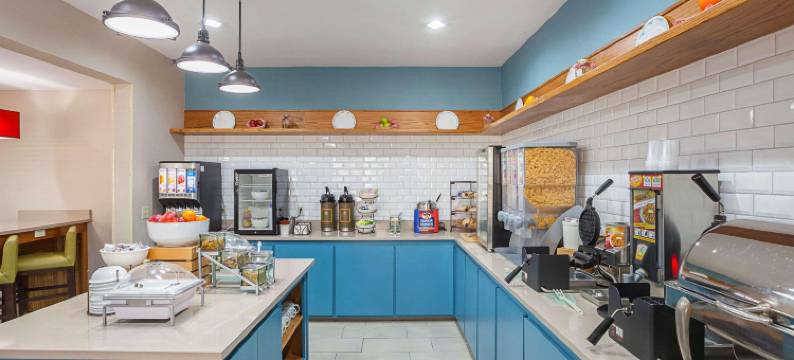 路易斯维尔丽怡酒店(Country Inn & Suites by Radisson, Lewisville, TX)图片