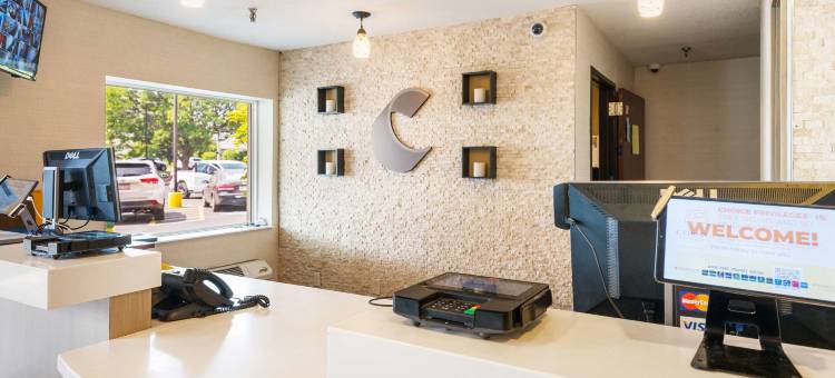 梅菲尔德高地克利夫兰东舒适酒店(Comfort Inn Mayfield Heights Cleveland East)图片