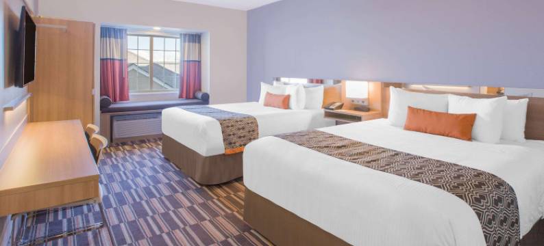 夸乌特莫克坎波门诺温德姆麦客达套房酒店(Microtel Inn & Suites by Wyndham Cuauhtemoc Campos Menonitas)图片