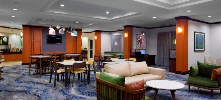蒙哥马利易斯特翠斯帕克维万豪万枫酒店(Fairfield Inn & Suites Montgomery-EastChase Parkway)图片