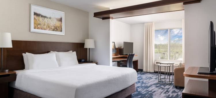 阿克伦费尔劳恩万枫套房酒店(Fairfield Inn & Suites Akron Fairlawn)图片