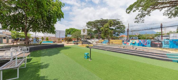 RedDoorz Container @ Teras Cimanuk Garut图片