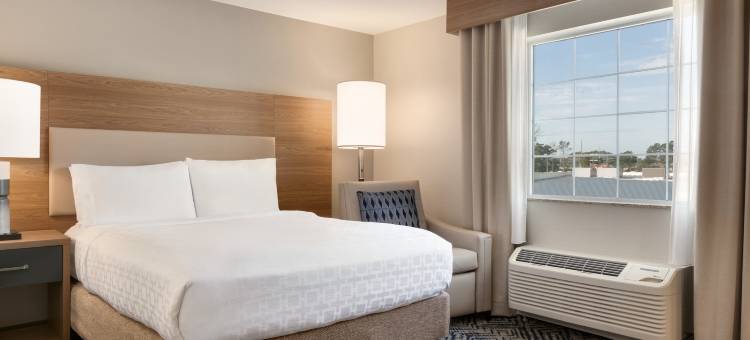 Candlewood Suites 迪尔帕克(Candlewood Suites Deer Park)图片